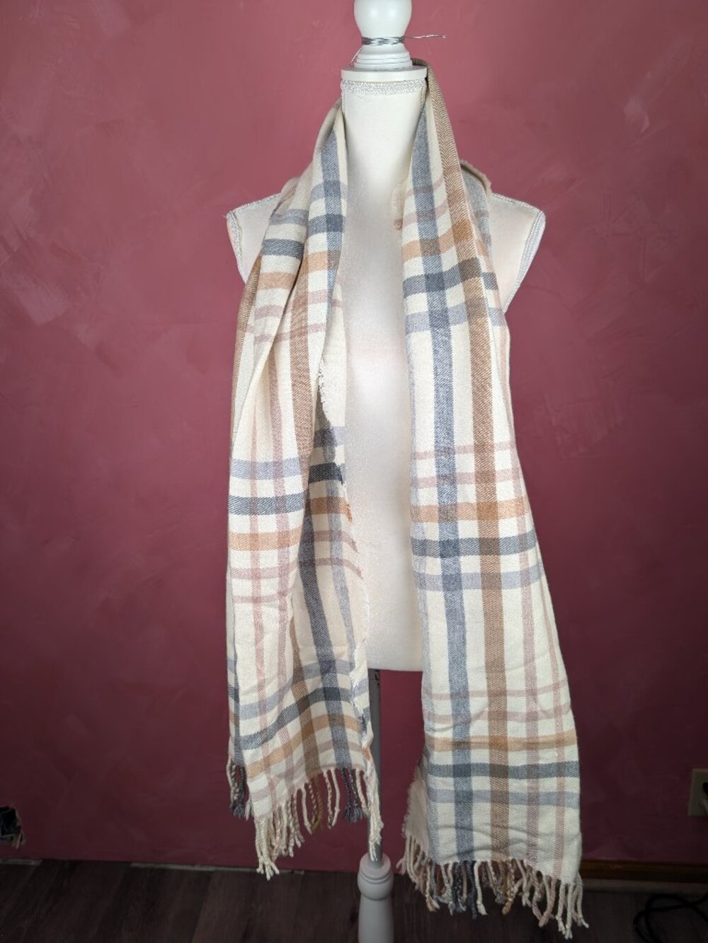 Abercrombie and Fitch cream, gray, and beigy orange scarf
